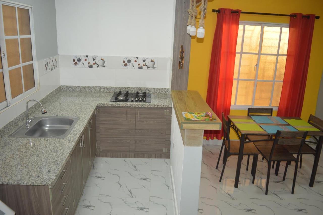 Apartamento Amueblado Caribe, Santo Domingo A 10 Minutos Del Aeropuerto Internacional De Las Americas מראה חיצוני תמונה